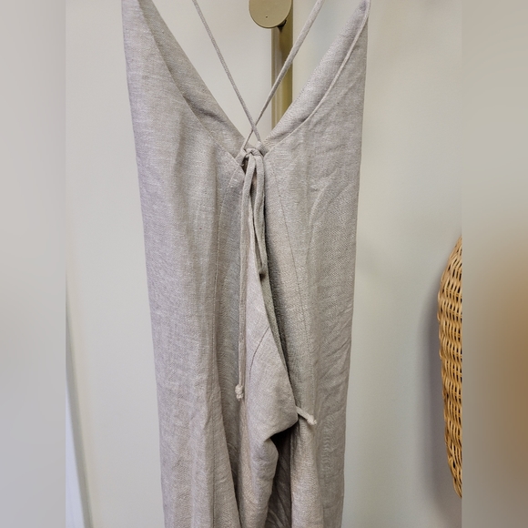 Revolve Krisa Khaki Dress Size XSmall - Picture 3 of 7